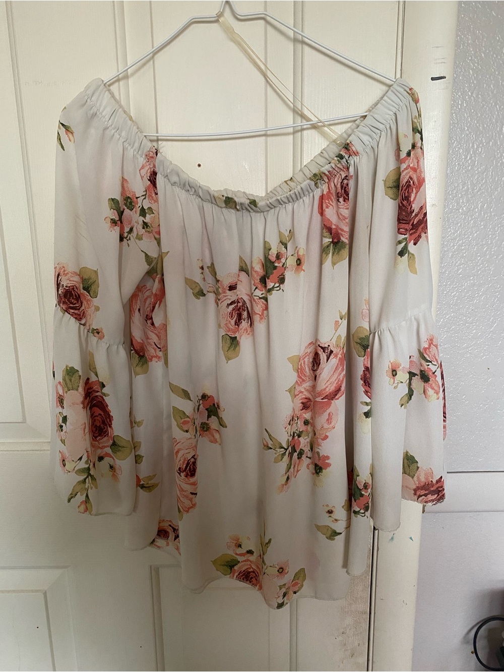 Charlotte Russe White Off-Shoulder Floral Blouse with Pink Roses